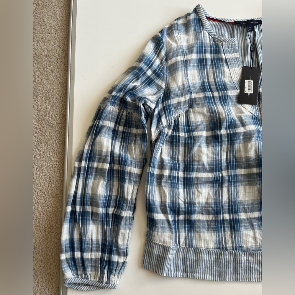 NWT Tommy Hilfiger Blue and White Plaid Blouse - Picture 2 of 10
